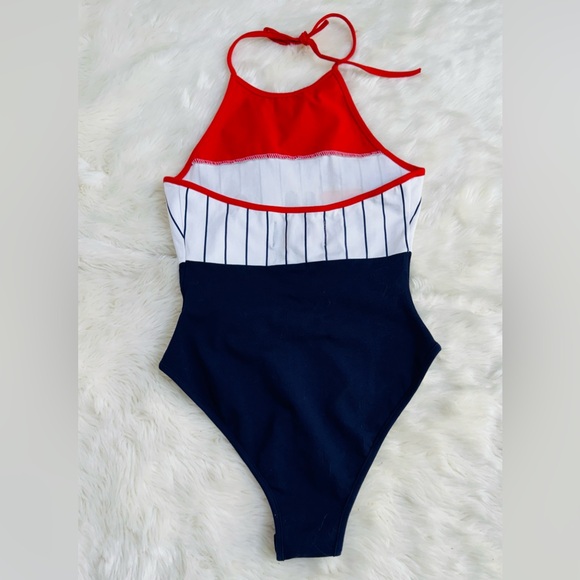 Bodysuit - Picture 2 of 5